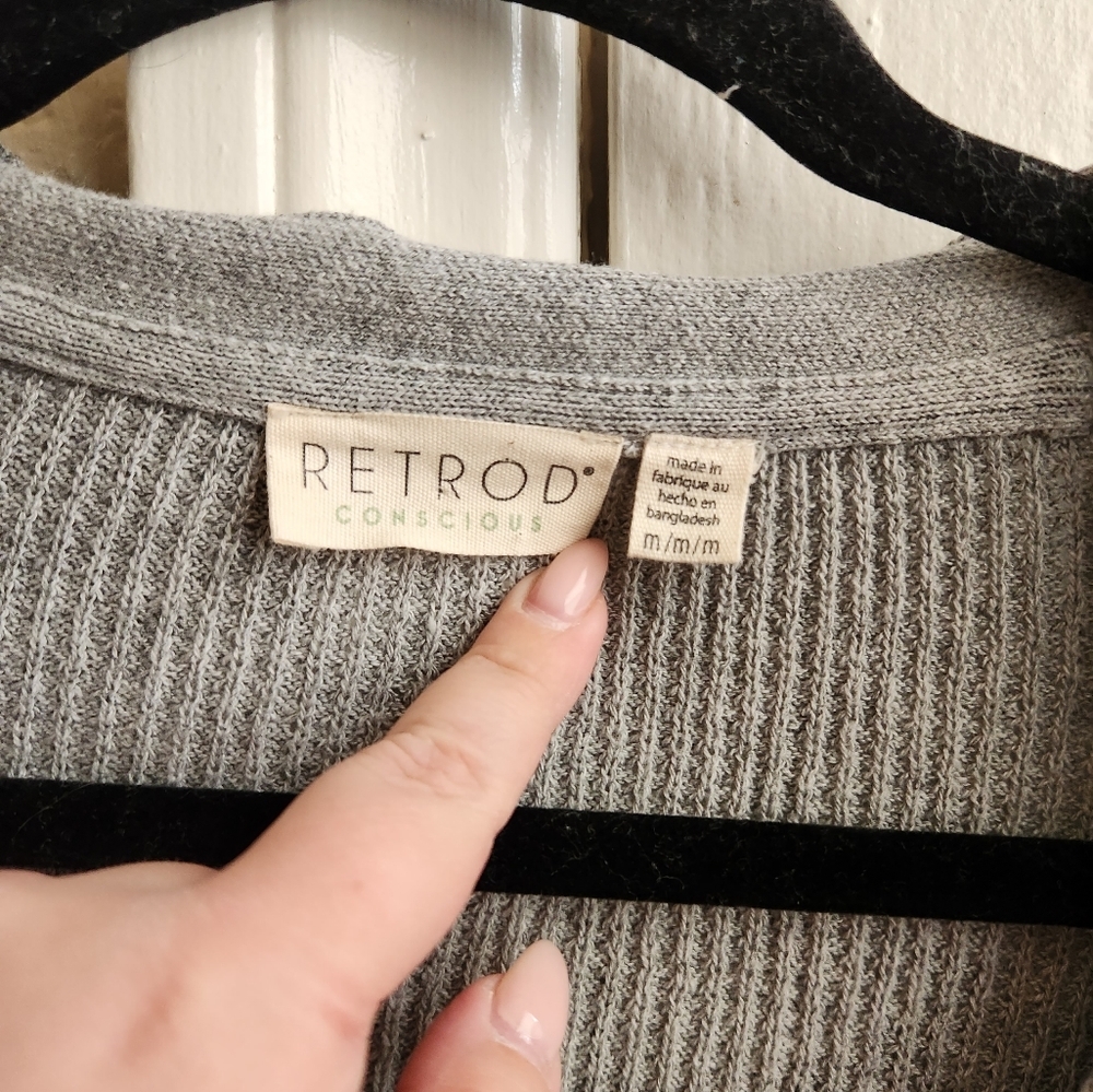 Retrod- Button Up Cardigan - Picture 5 of 6